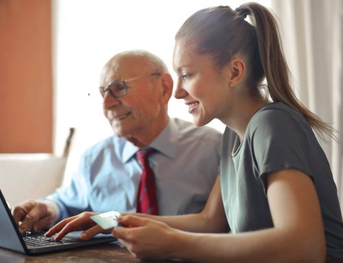 Comment souscrire une mutuelle seniors moins cher
